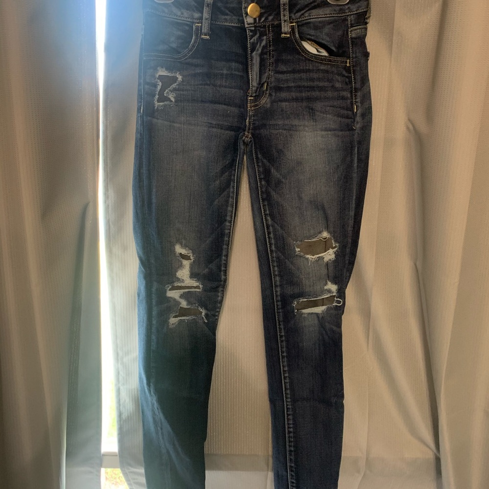American Eagle ripped jeans
